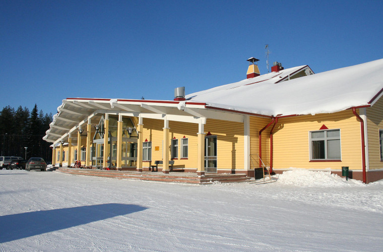 Varparannan koulu (Kuva: Hemmo Vattulainen, Varparanta)