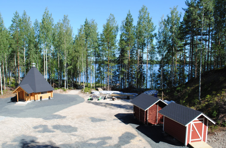 Tamminiemen kodan pihapiiri (Kuva: Markku Halonen)